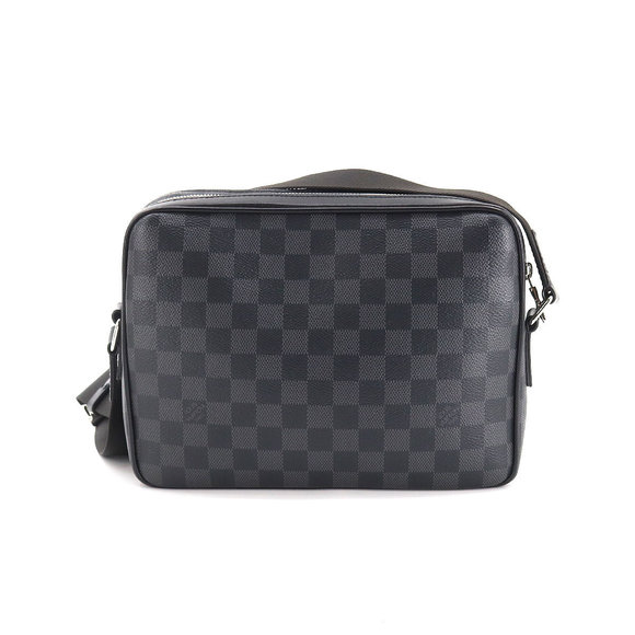 Louis Vuitton Damier Graphite Trocadero Messenger PM Shoulder Bag Black - Picture 2 of 8